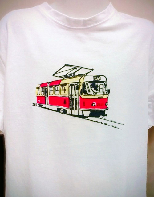 Chlapecké tričko s tramvají — foto 2
