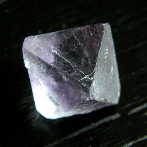 Fluorit - přírodní krystal — foto 3