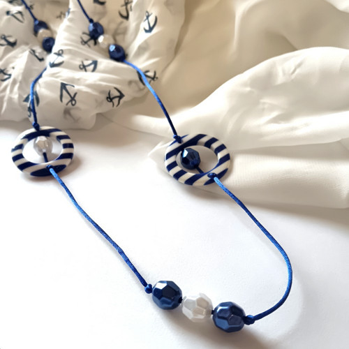 Modro-bílé proužkované korále — foto 3