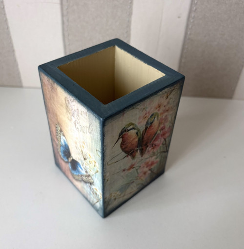 Stojánek — foto 3
