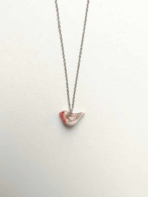 Přívěsek červenka porcelánová — foto 2