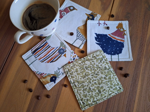 Podkafíčka, prostírání - Slepičí úlet — foto 2