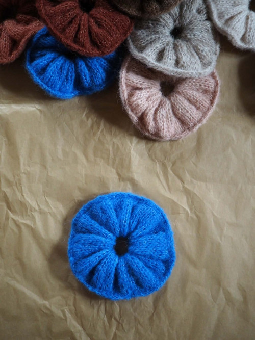 Scrunchie... rôzne farby — foto 6