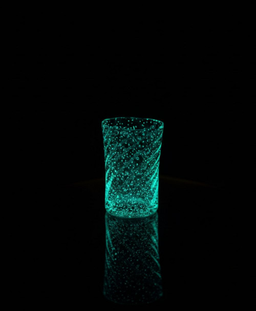 Fluorescenční svítící sklenice MODRÁ — foto 2