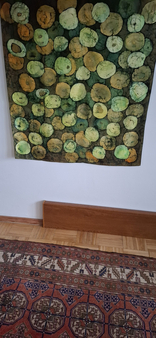 Vosková batika jablka- hedvábný šátek — foto 2