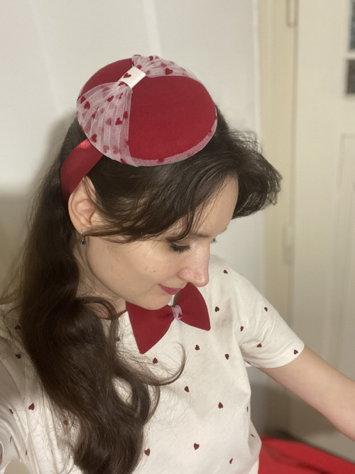 Fascinator se srdíčky — foto 3