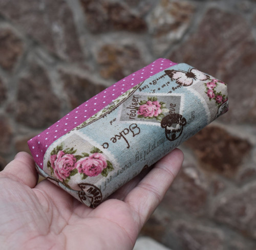"Kapesníkovník" - Něžné růže pro Jane — foto 2