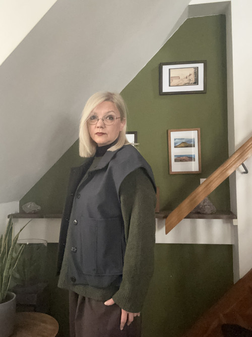 Vesta šedomodrá softshellová — foto 3