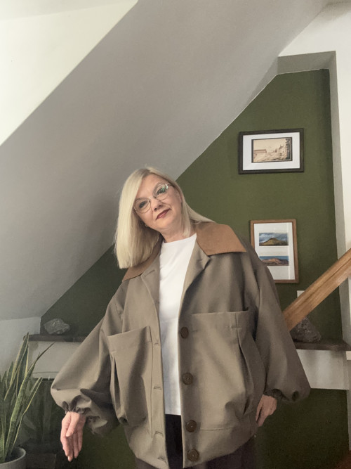 Bunda khaki s manšestrovým límcem — foto 3