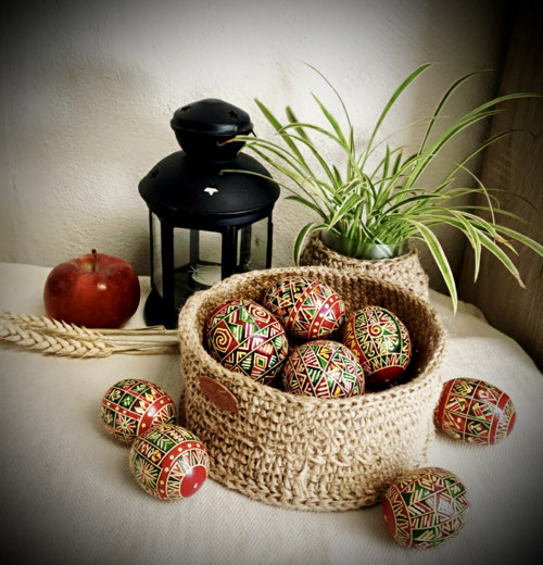 Háčkovaný jutový košík-boho ošatka — foto 5