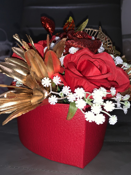 Červený dárkový box — foto 5