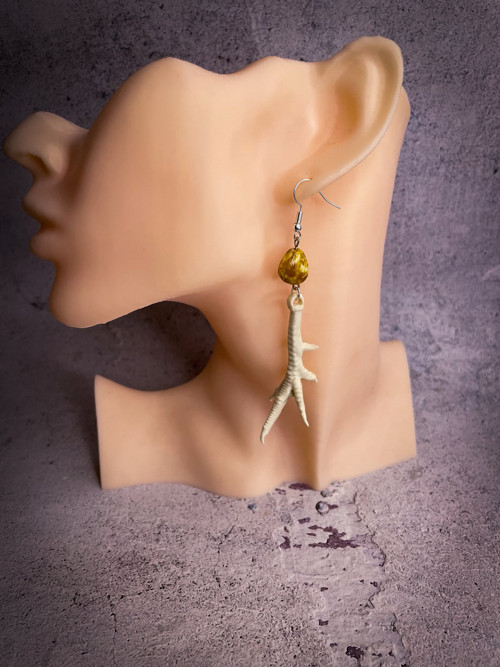 Náušnice Osteology pařáty — foto 3
