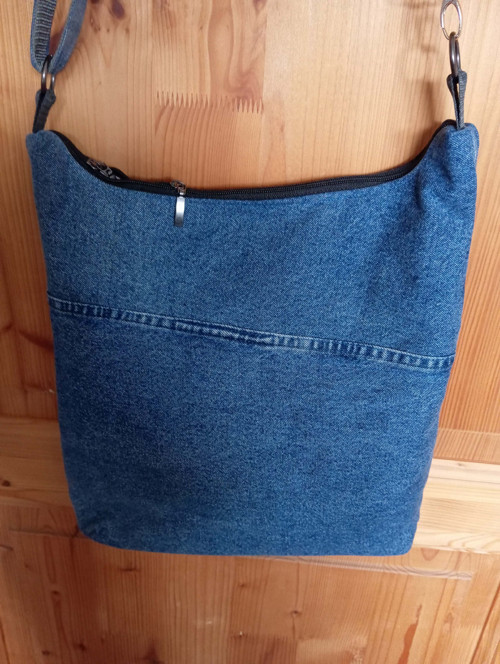 Recydžínová kabelka sešívaná — foto 2