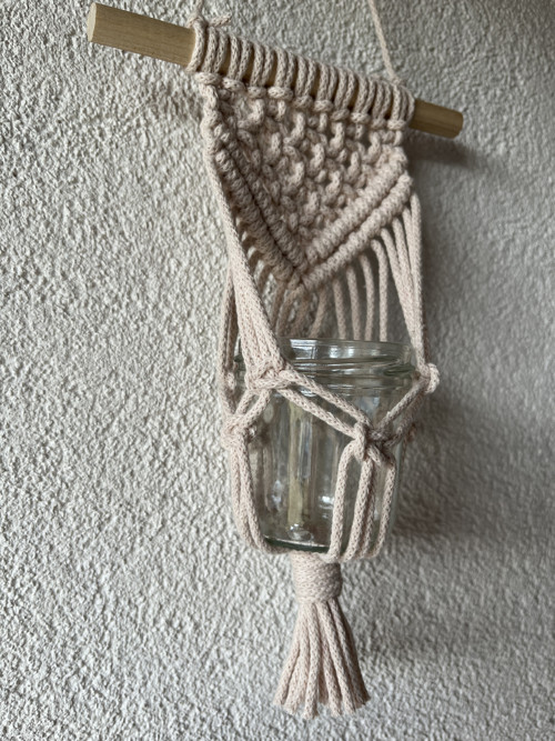 Macramé závěs na květináč — foto 4