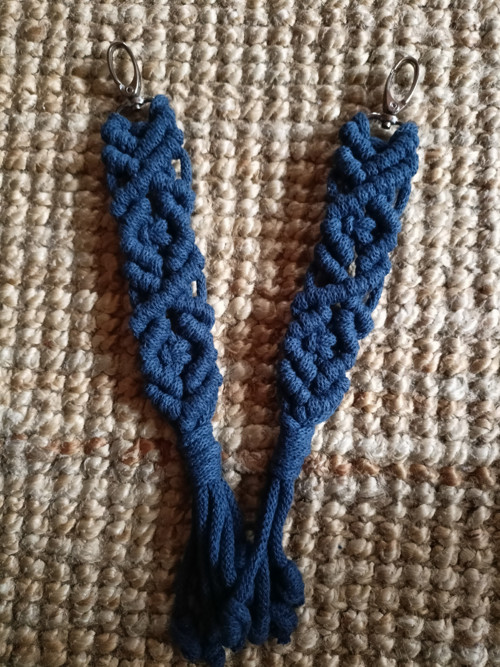 Macrame modrý přívěsek na klíče... — foto 3