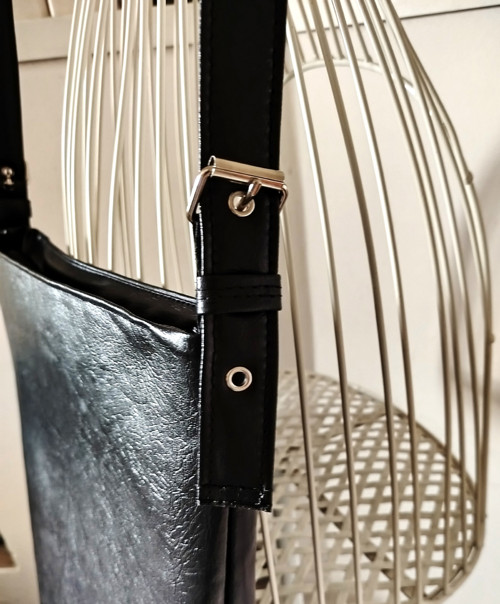 Černá taška/kabelka/crossbody — foto 4
