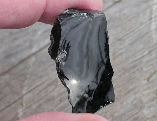 Surový obsidián černý V2449 — foto 3
