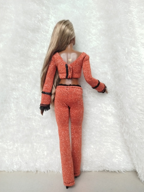 Obleček pro Barbie — foto 3