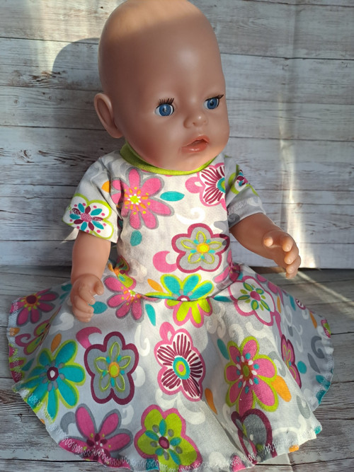 Baby Born 43 cm - barevné šaty — foto 4
