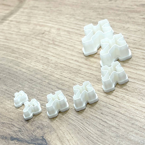 Vykrajovačka Kríž na polymér, fimo, cernit — foto 2