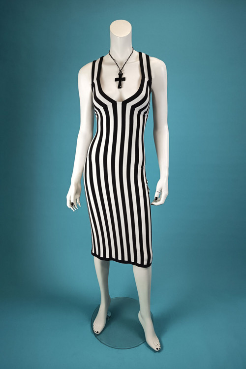 Pruhované šaty Straight stripes — foto 2
