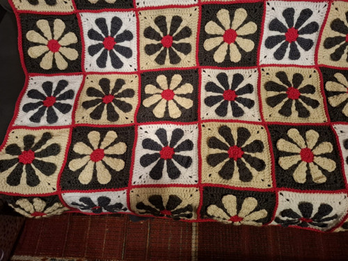 Háčkovaný patchwork kytkový — foto 2