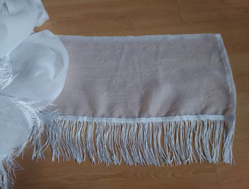 Záclonka s třásněmi — foto 2