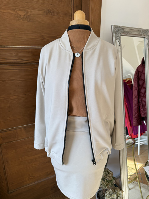 Bomber CREAMY — foto 2