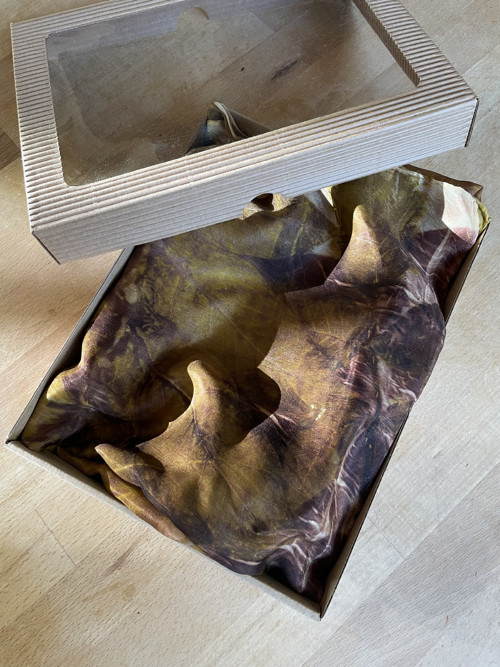 Hedvábná šála ecoprint — foto 3