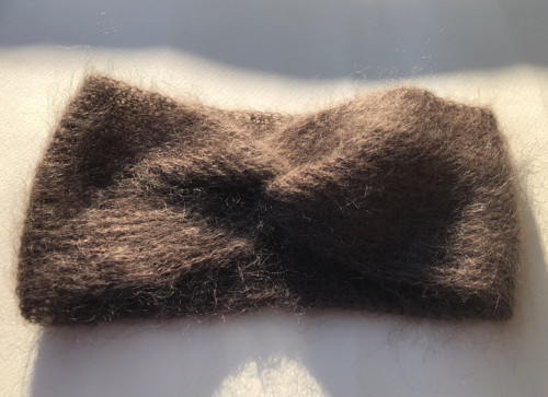Mohérová čelenka – hnědá — foto 2