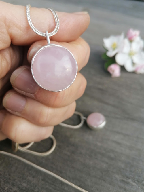 Amulet JOY s růženínem — foto 2