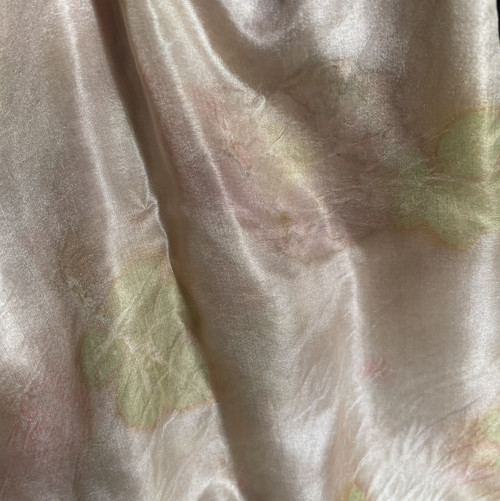 Hedvábná šála ecoprint — foto 2