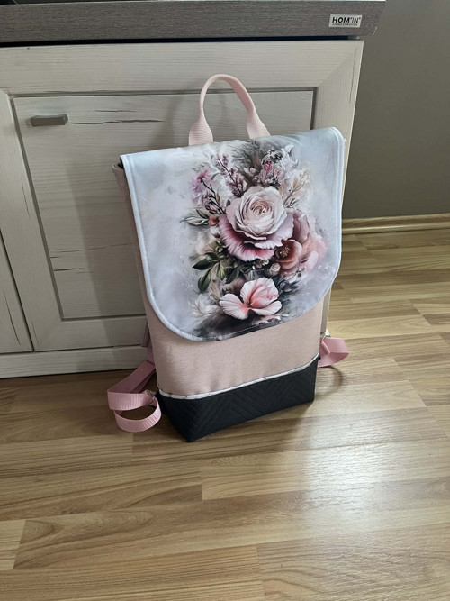 Dámský nepromokavý batoh – Růže — foto 2