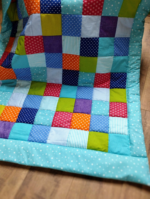 Dětská přikrývka patchwork, barevka — foto 3