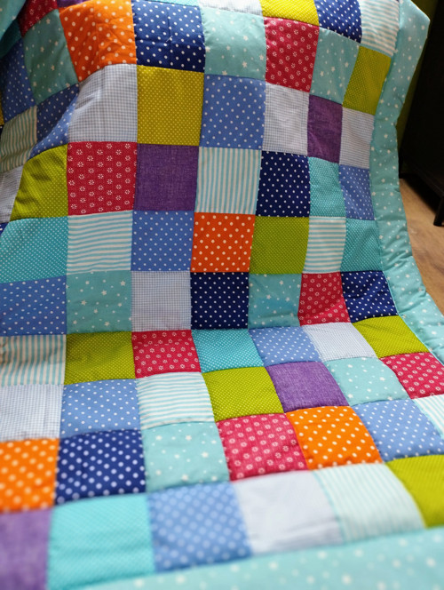 Dětská přikrývka patchwork, barevka — foto 4