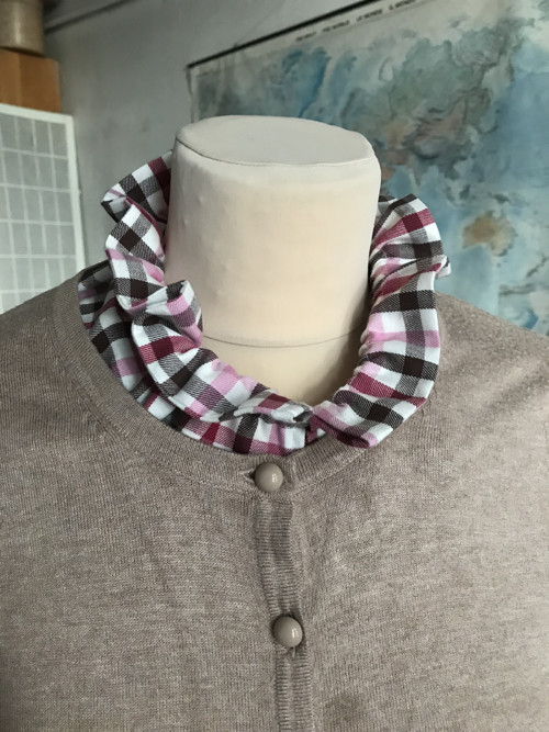 Límeček-nákrčník — foto 3