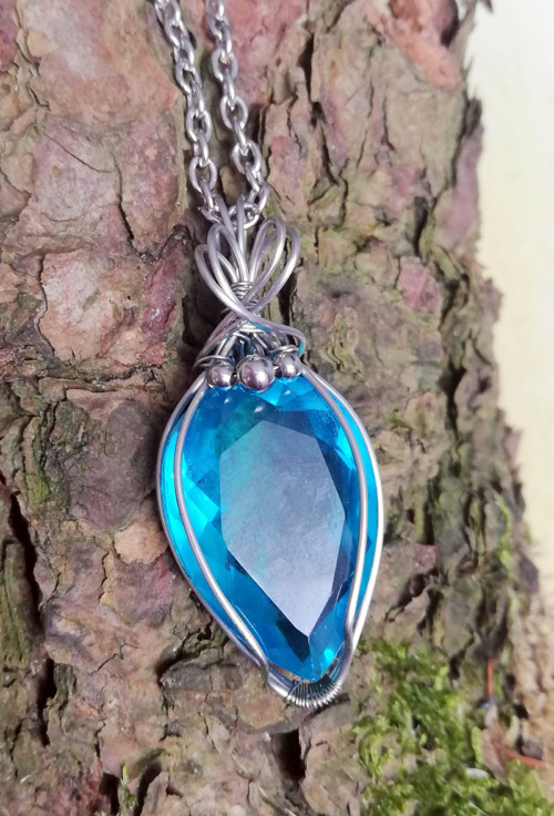 "Modrá hladina" - modrý topaz — foto 3