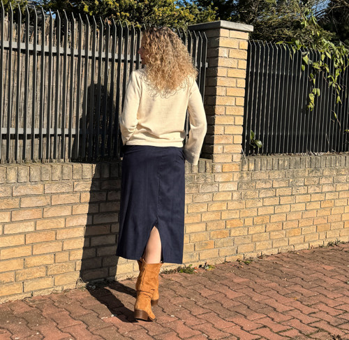 Sukně tmavě modrý semiš — foto 6