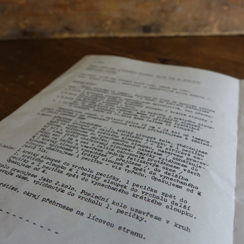 VKUS V 5568 - Dámská háčkovaná čepice — foto 2