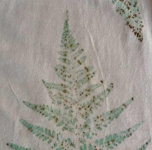Bavlněné tílko ecoprint — foto 3