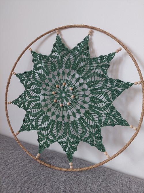 Háčkovaná krajka v kruhu 40cm — foto 3