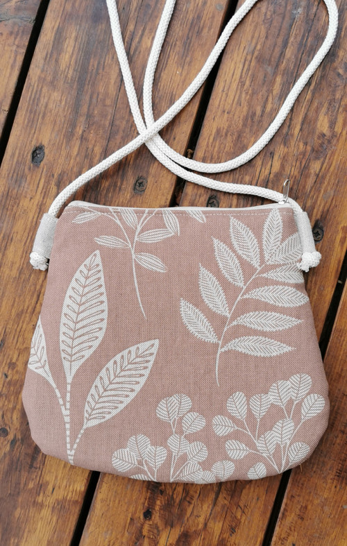 Malá crossbody kabelka — foto 5