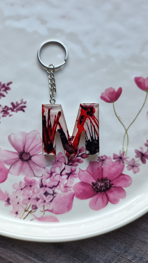 Letter "M" Red Black Art — foto 2