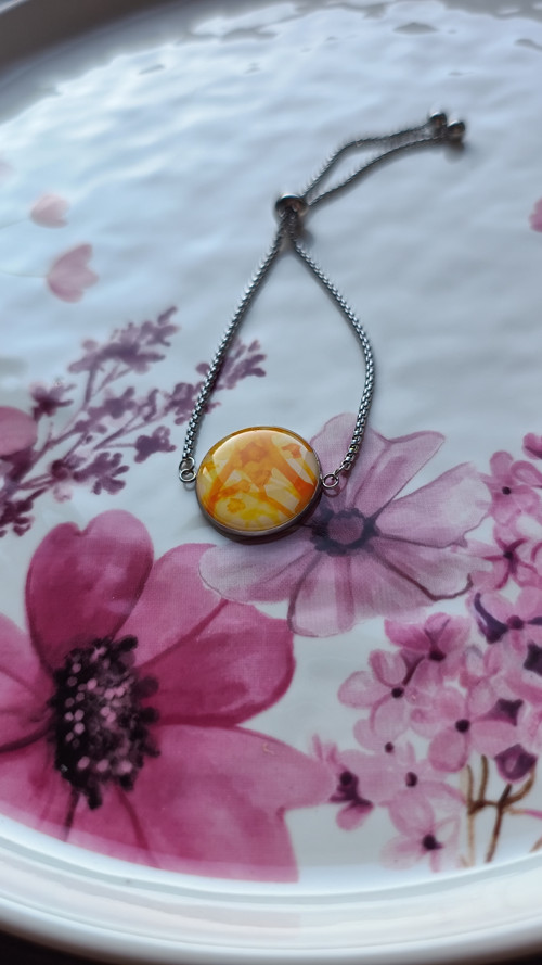 Náramek - malovaný žlutý