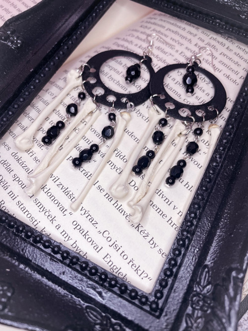 Náušnice Alternative Osteology čarodějka — foto 2
