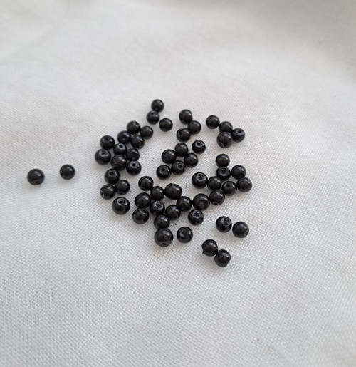 Voskové perle černé 3 mm — foto 2