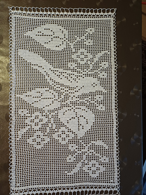 Háčkovaný obdélník 34x62 cm — foto 4