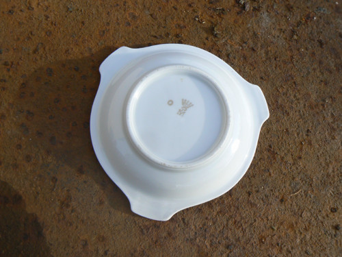 Porcelánový malovaný popelník — foto 2