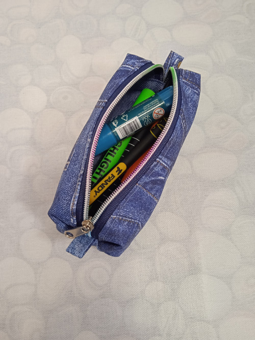 Pouzdro podélné jeans kapsy světlé — foto 3