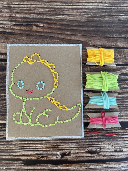 DIY vyšívání — DINOSAURUS — foto 2